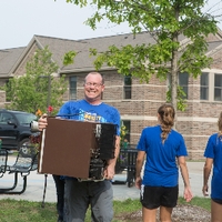 Freshmen Move-In